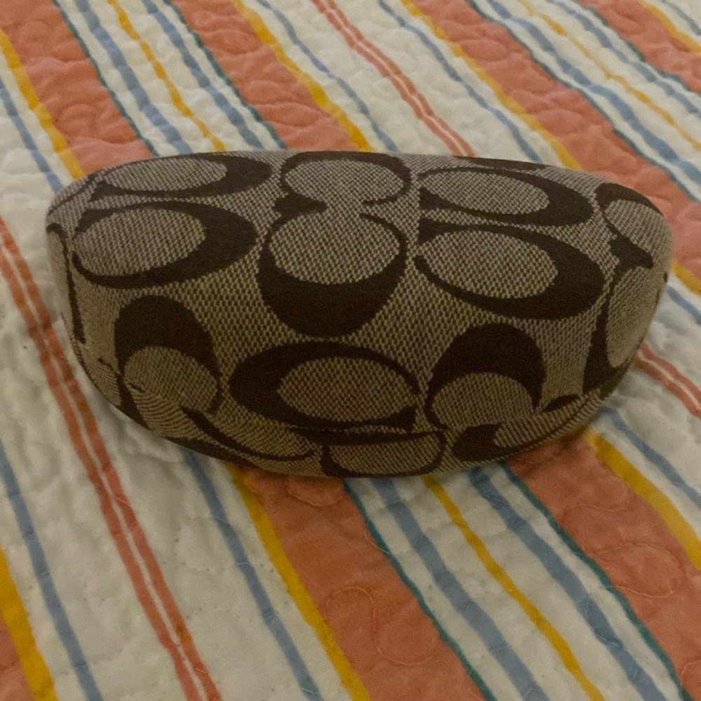 COACH Vintage Sunglasses CASE in brown and Tan CC Logo Signature Name